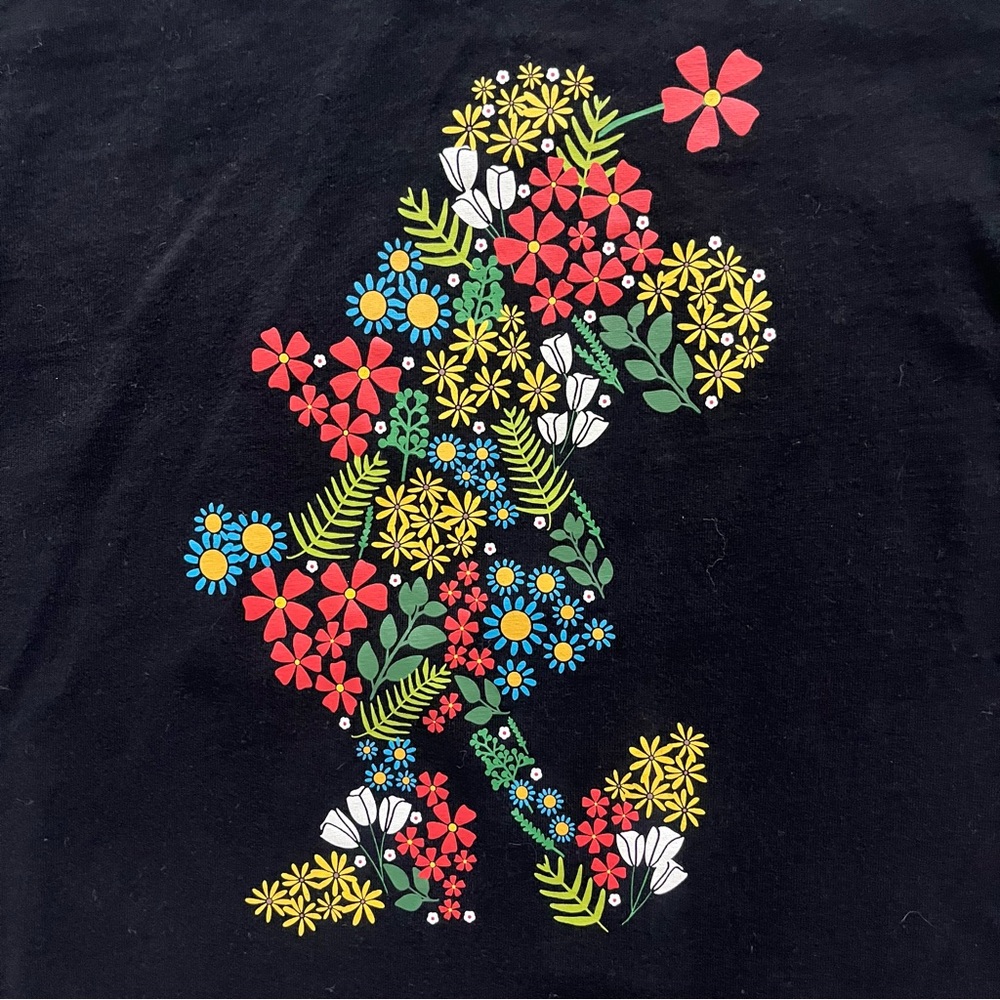 UTGP Disney Women’s Minnie Mouse Floral Tee Shirt Black Size S